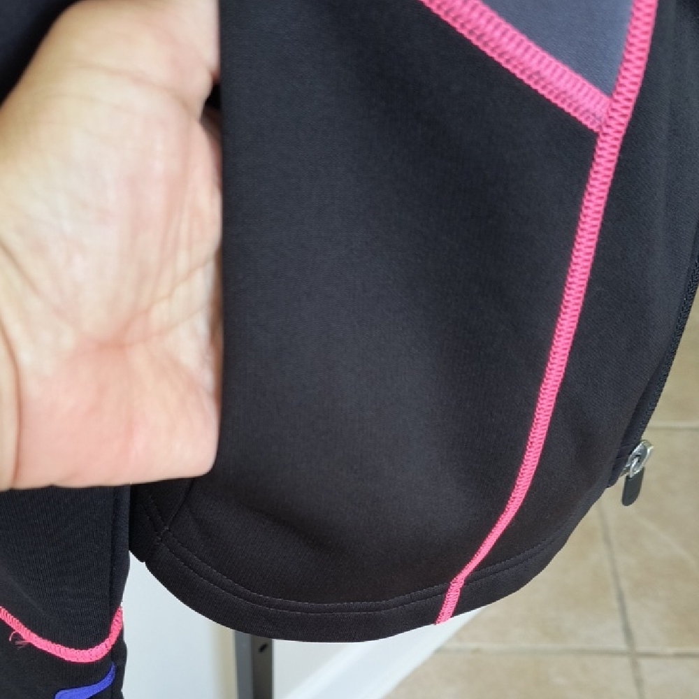 Fila Black and Pink Chevron Performance Jacket - Picture 6 of 8